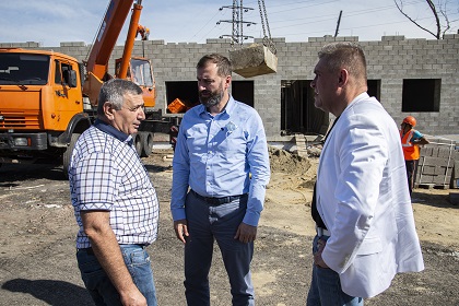 Депутаты возьмут на особый контроль финансирование строительства жилья для детей-сирот в Черемхово